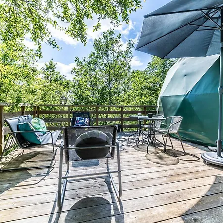 Dome Etoile & Jacuzzi, Escapade A 2 En Dordogne Holiday home La Dornac