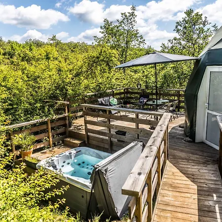 Dome Etoile & Jacuzzi, Escapade A 2 En Dordogne Holiday home